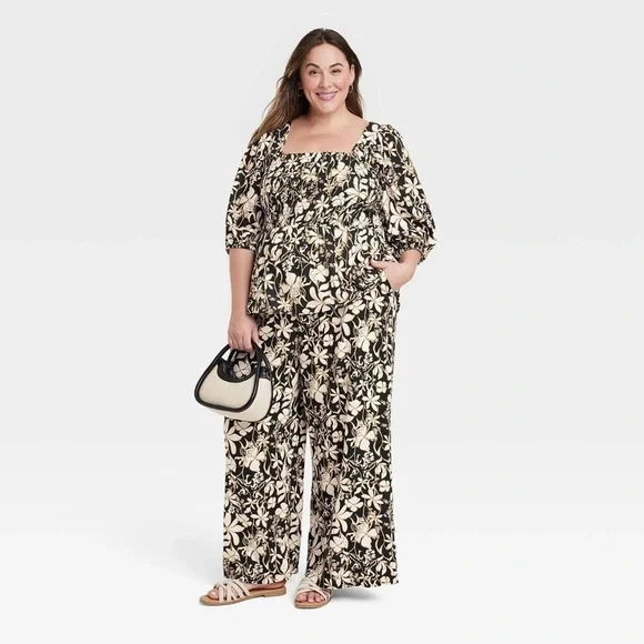 Women's Puff Elbow Sleeve Peplum T-Shirt - Ava & Viv Black Floral - Picture 3 of 7